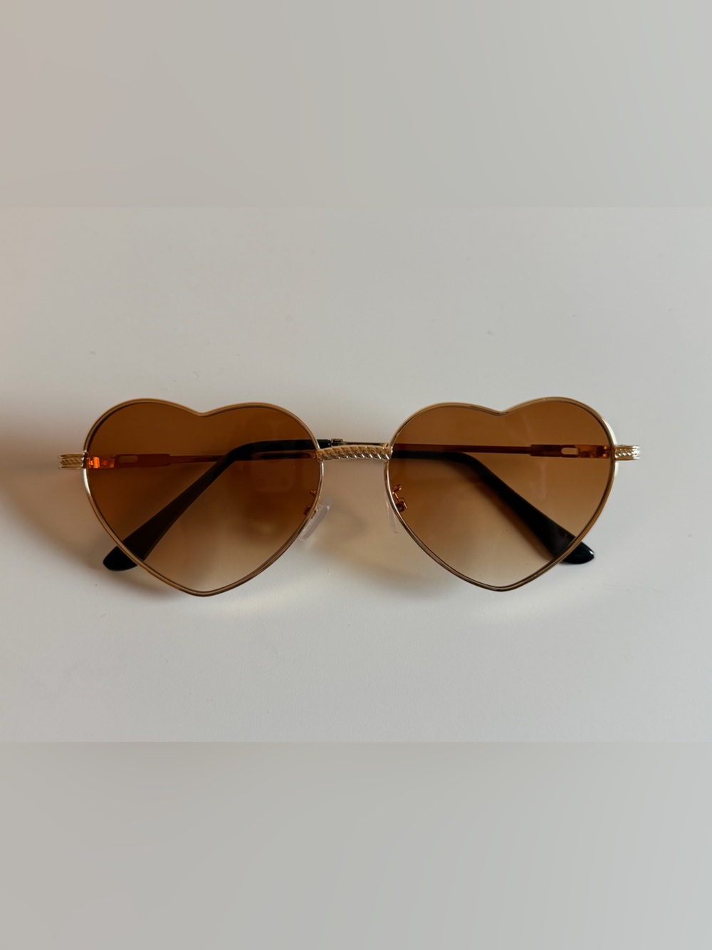 Heart-Shaped Brown Gradient Sunglasses - Women Accessories